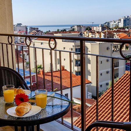 בודווה Arvala Apartments מראה חיצוני תמונה