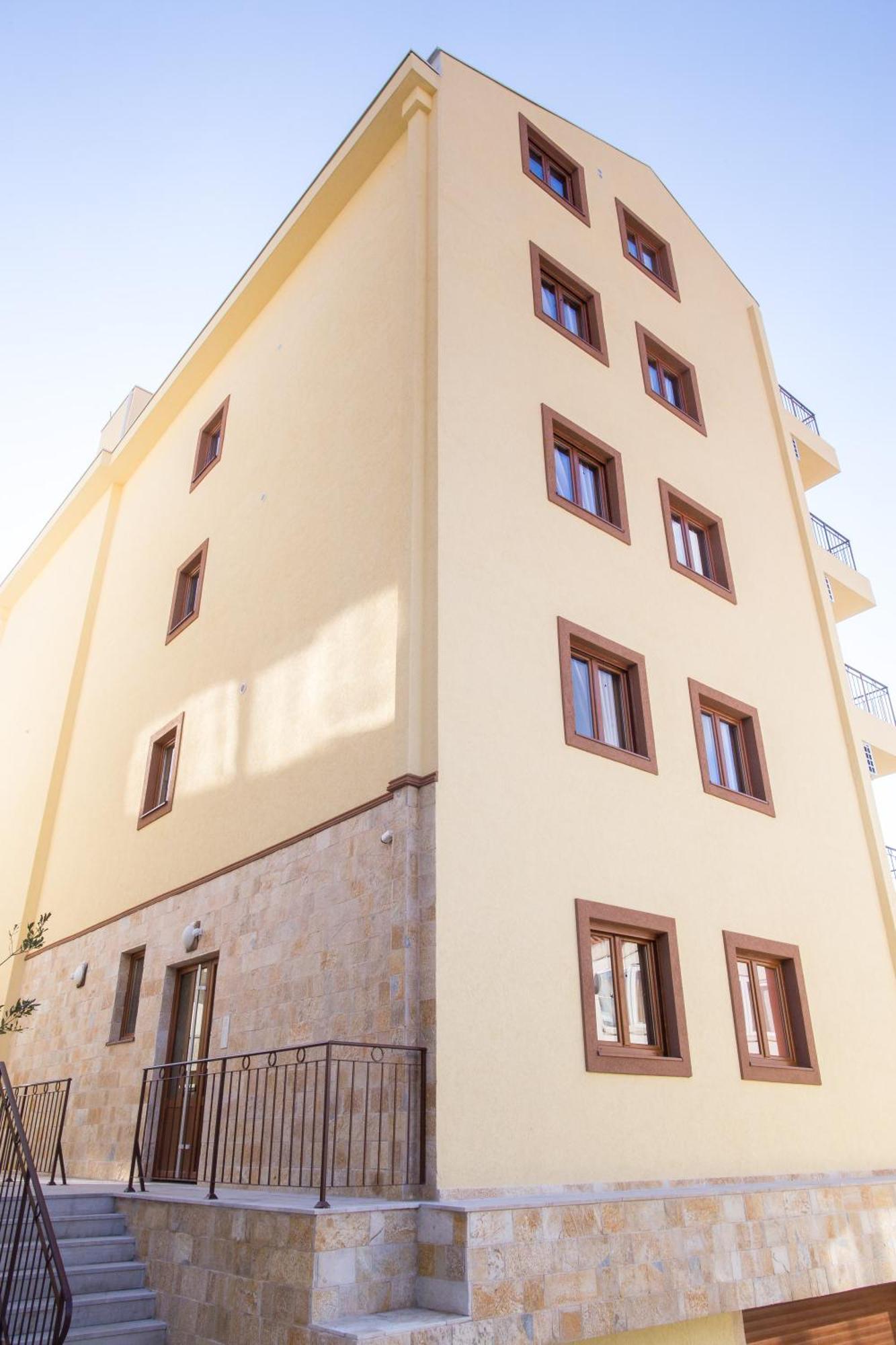 בודווה Arvala Apartments מראה חיצוני תמונה