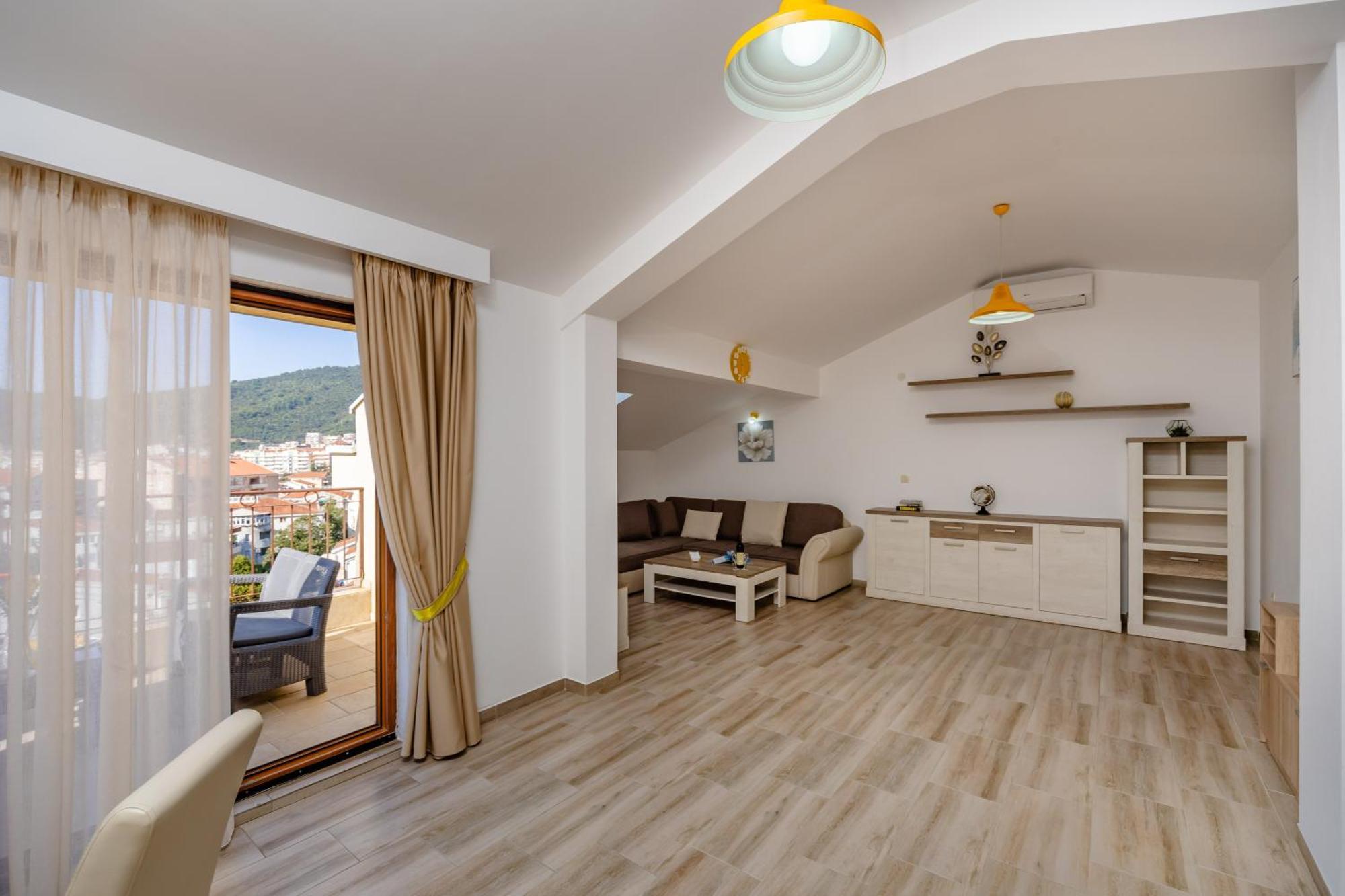 בודווה Arvala Apartments חדר תמונה