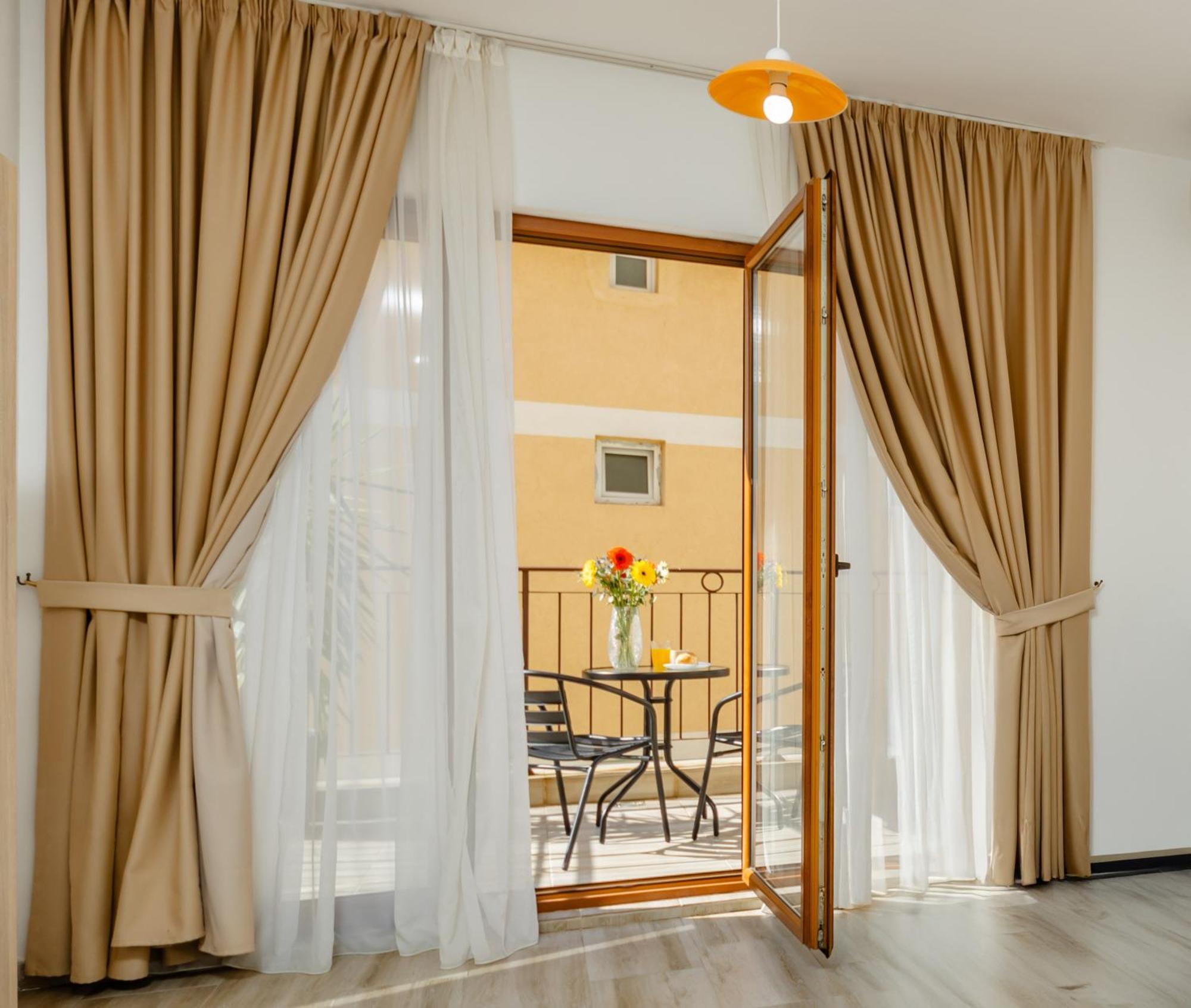 בודווה Arvala Apartments חדר תמונה