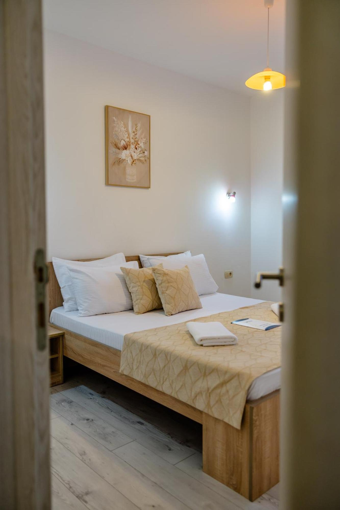 בודווה Arvala Apartments חדר תמונה